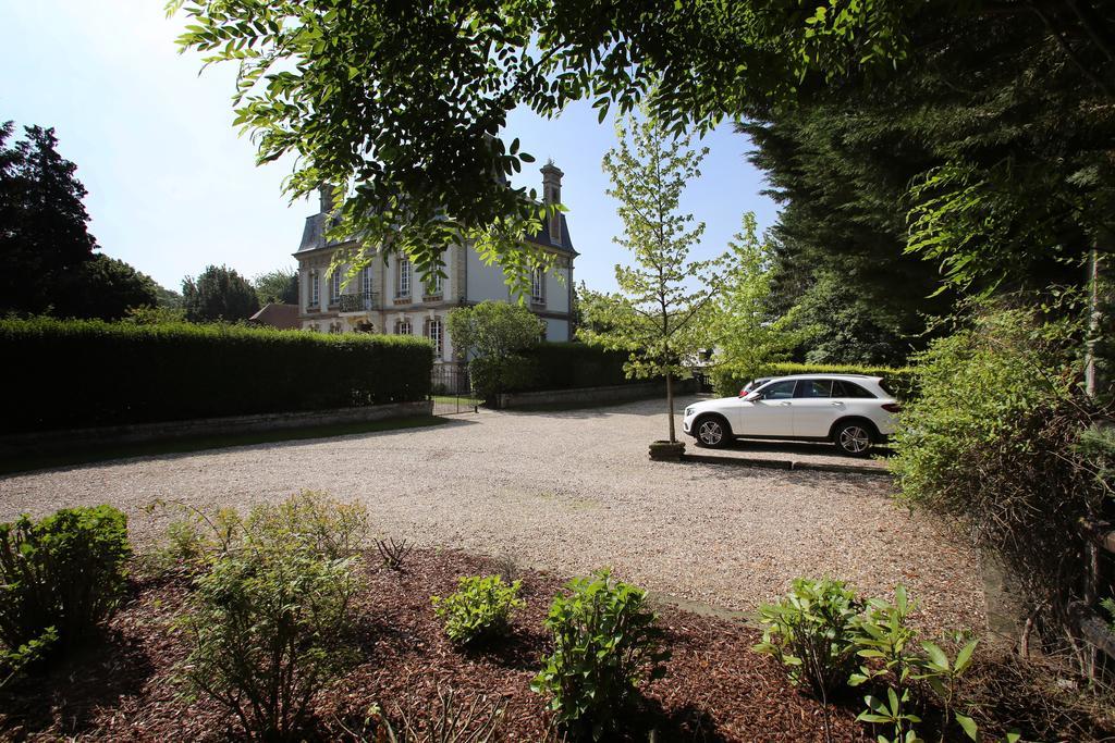 Manoir Le Mesnil Bed & Breakfast Saint-Martin-aux-Chartrains ภายนอก รูปภาพ