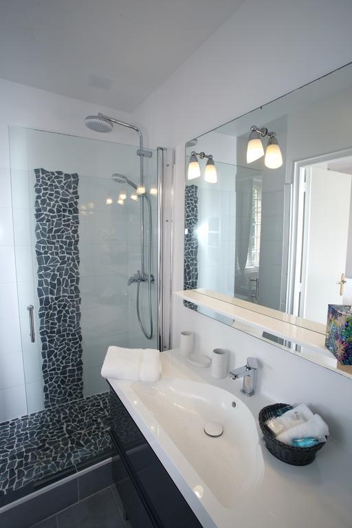 Manoir Le Mesnil Bed & Breakfast Saint-Martin-aux-Chartrains ภายนอก รูปภาพ