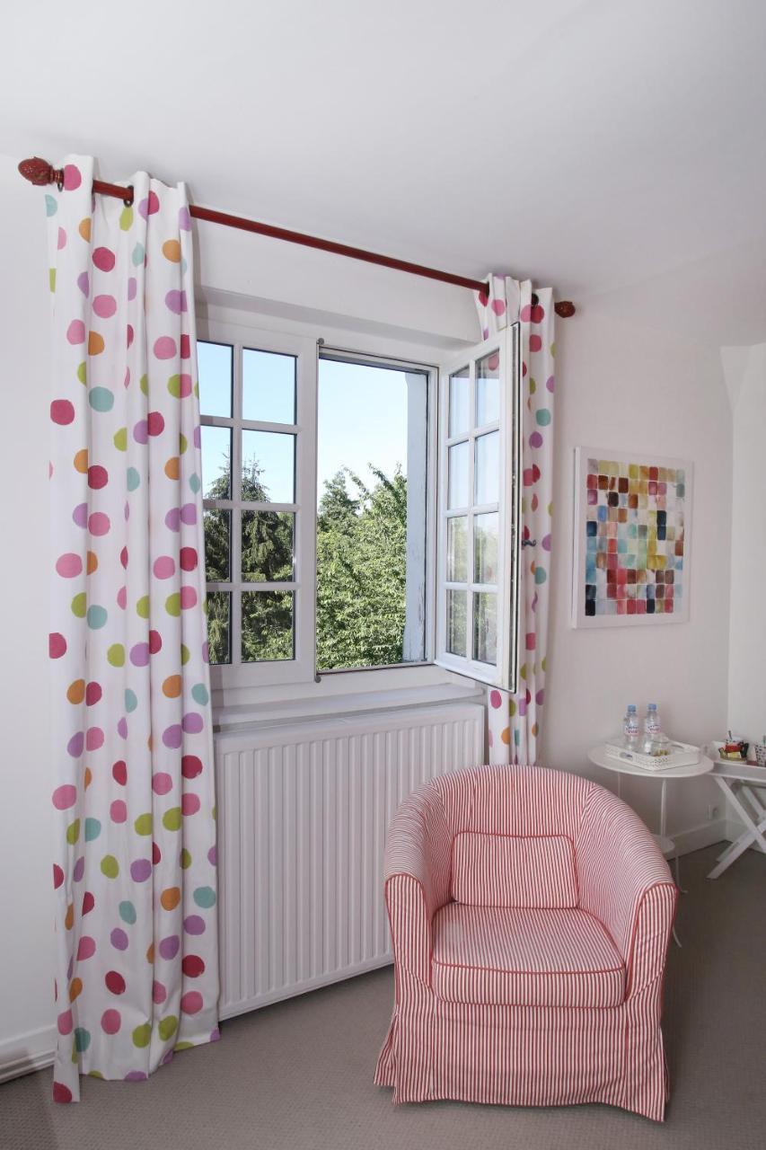 Manoir Le Mesnil Bed & Breakfast Saint-Martin-aux-Chartrains ภายนอก รูปภาพ